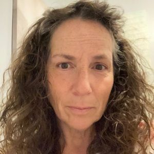 Meet your Posher, Diane